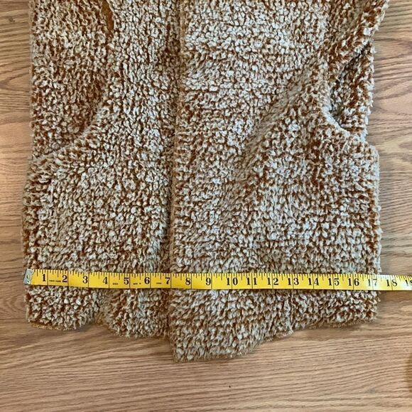 Love Tree Women’s Sherpa Hooded Vest size S - Picture 8 of 12